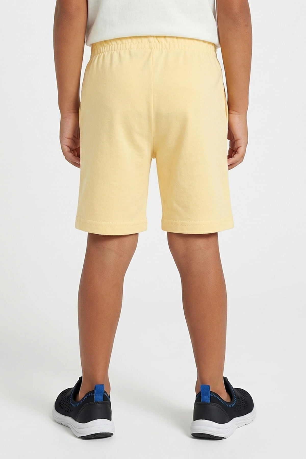 Shorts-inf1-3nas-malha-ciclista-liso-ama-amarelo-claro-1