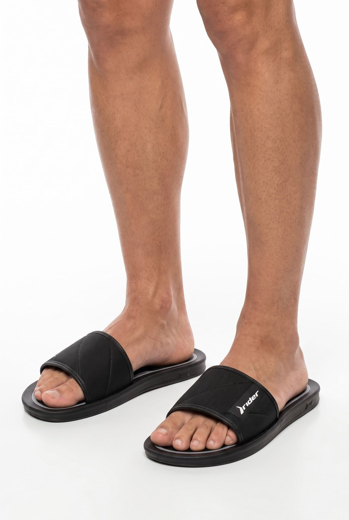Chin-street-slide-11592-bz589-pr-pr-cz-preto-30