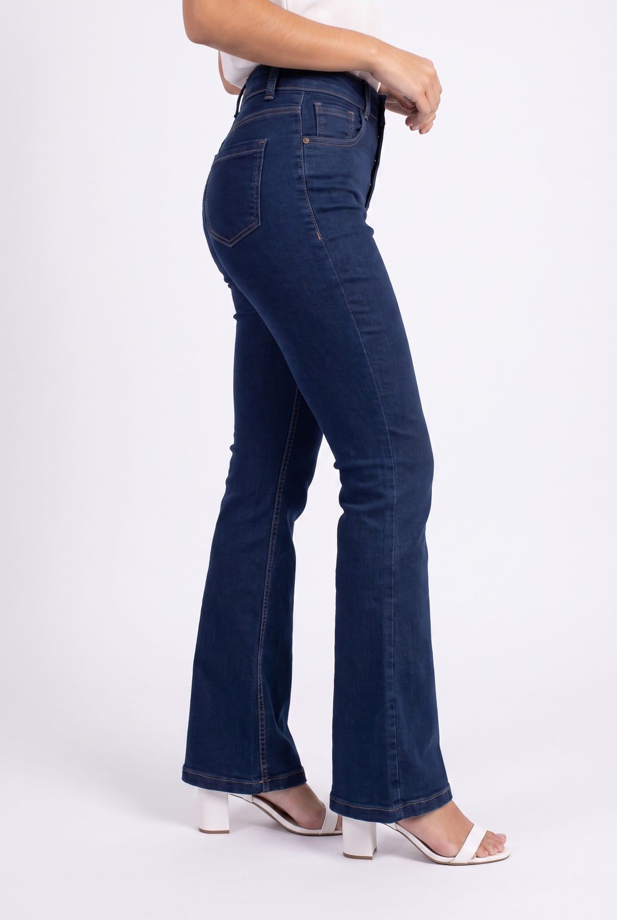Calca-fem-prog-502973b-jns-flare-bot-md-jeans-azul-escuro-36