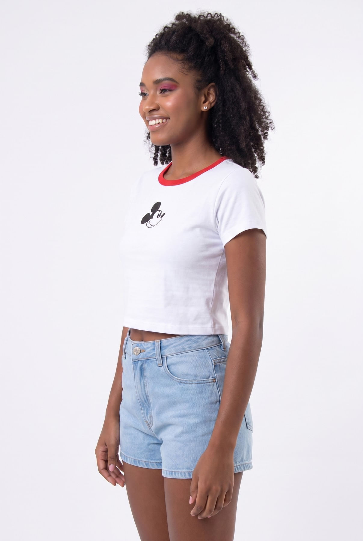 Blusa-fem-lic-ffl440-m-c-cott-mickey-bnc-branco-P