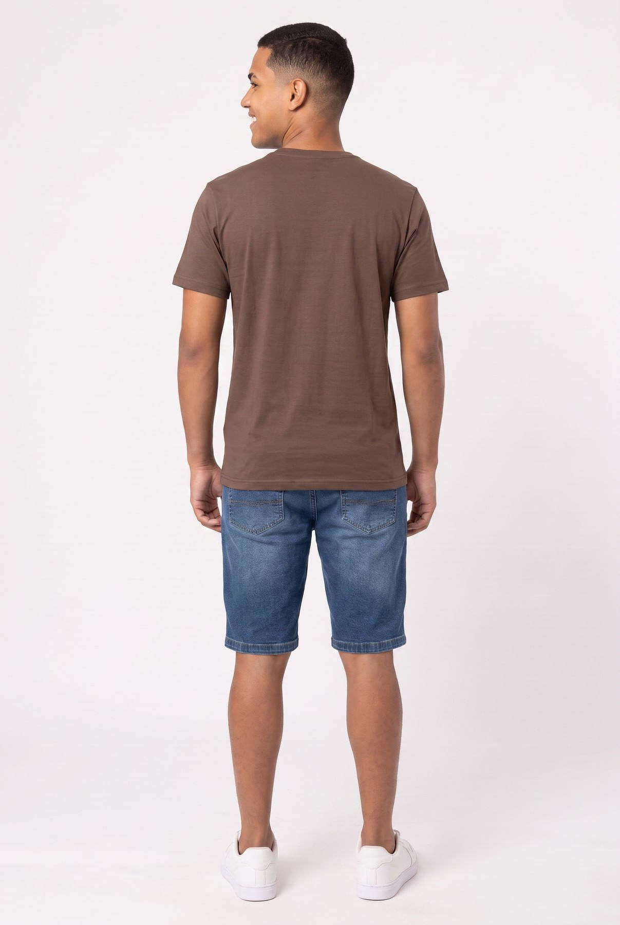 Camiseta-masc-mc-silk-surf-marrom-esc-marrom-escuro-P