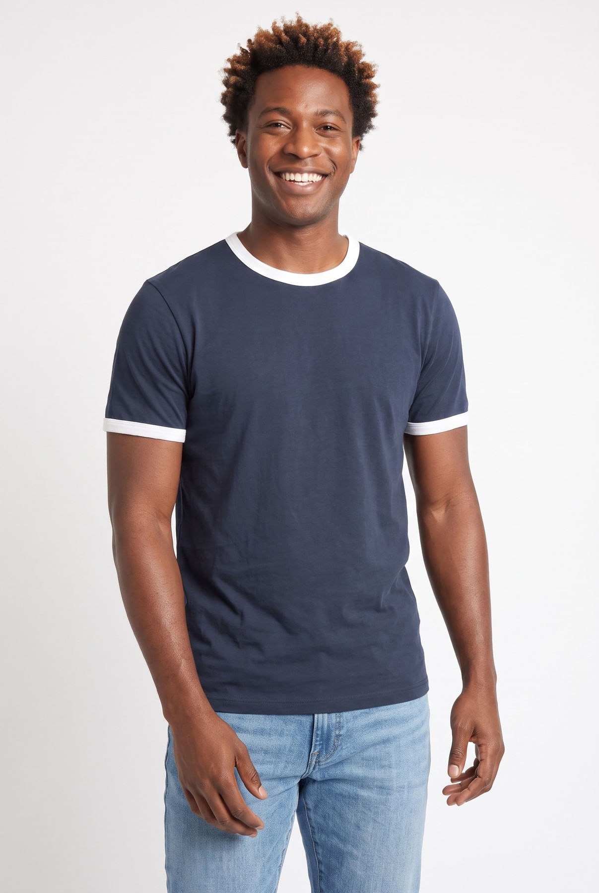 Camiseta-masc-contraste-marinho-branco-azul-escuro-G